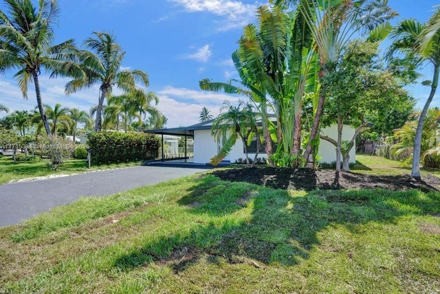 3 of 49 - 1628 Ne 7th Ave, Fort Lauderdale, FL
