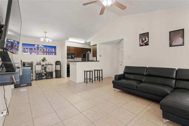 3 of 17 - 2866 S University Dr 5307, Davie, FL