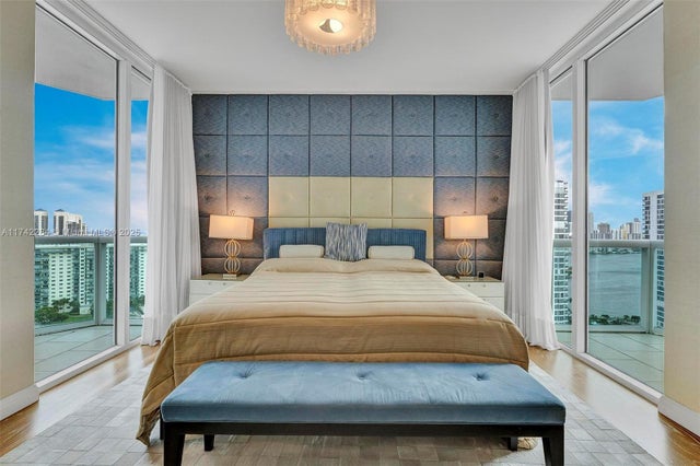 3 of 75 - 19400 Turnberry Way 2011, Aventura, FL