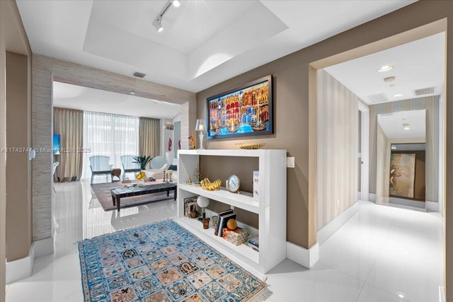 2 of 20 - 2711 S Ocean Dr 1106, Hollywood, FL