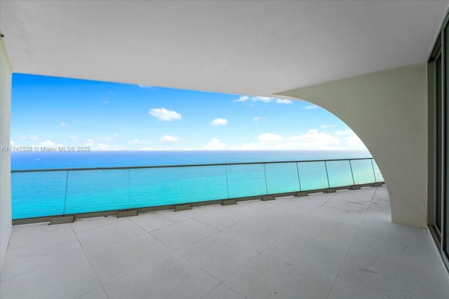 2 of 27 - 16901 Collins Ave 3905, Sunny Isles Beach, FL