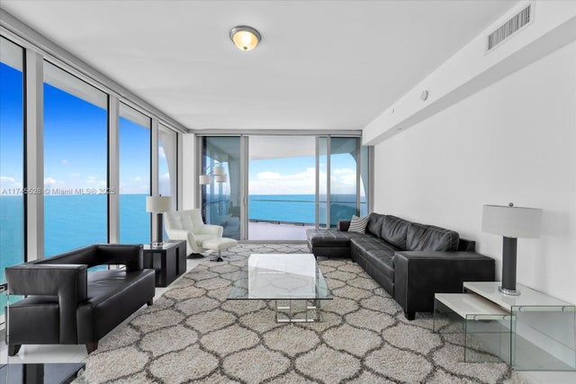 4 of 27 - 16901 Collins Ave 3905, Sunny Isles Beach, FL