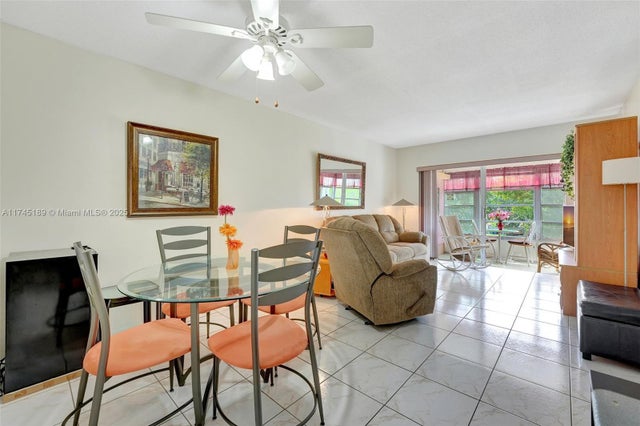 1 of 35 - 2801 Nw 47th Ter 305b, Lauderdale Lakes, FL