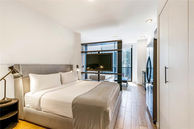 2 of 13 - 398 Ne 5th St 2116, Miami, FL