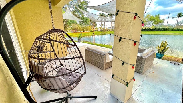 2 of 42 - 3772 Ne 9th Ct, Homestead, FL