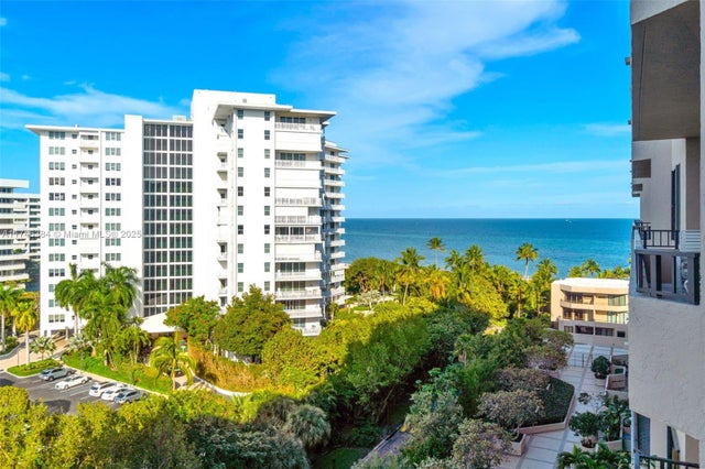 2 of 38 - 251 Crandon Blvd 829, Key Biscayne, FL