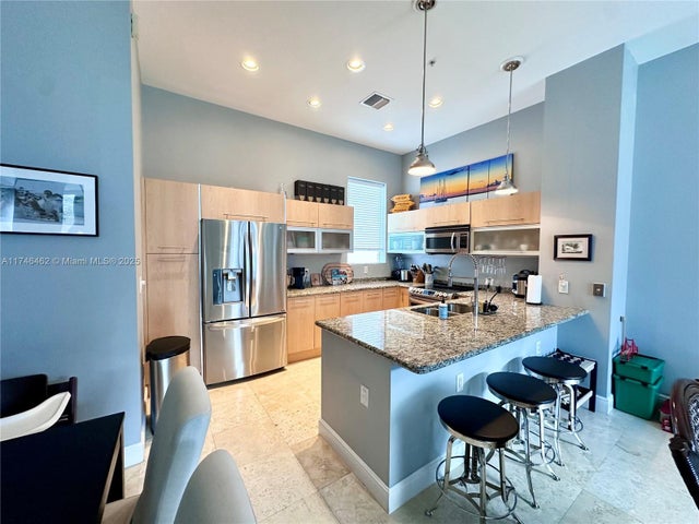 5 of 18 - 317 Ne 7th St 317, Fort Lauderdale, FL