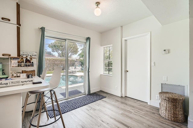 1 of 21 - 3830 Ne 22nd Ter, Lighthouse Point, FL