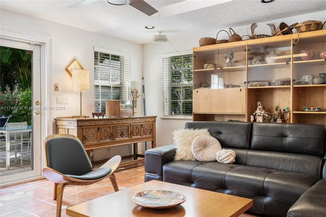 3 of 32 - 4421 Post Ave, Miami Beach, FL