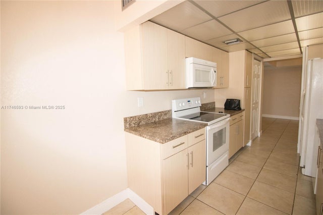 5 of 22 - 290 174th St 1410, Sunny Isles Beach, FL