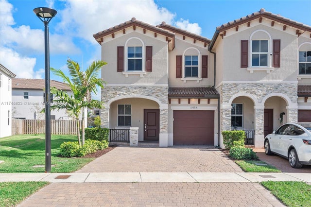 1 of 25 - 12693 Nw 24th Ave, Miami, FL