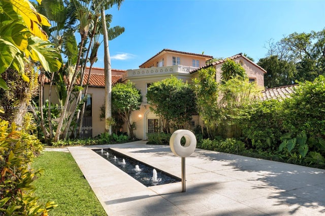4 of 42 - 4197 S Douglas Rd, Miami, FL