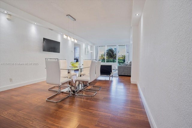5 of 40 - 4001 S Ocean Dr 4e, Hollywood, FL