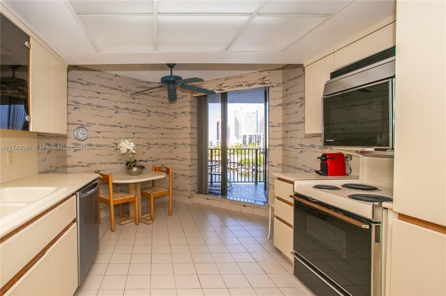 2 of 18 - 300 Three Islands Blvd 406, Hallandale Beach, FL