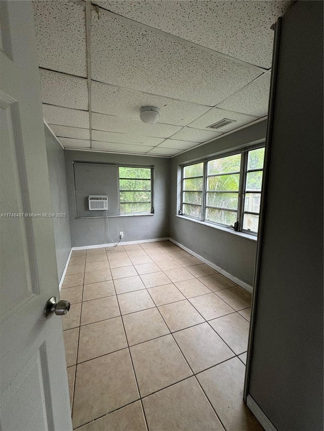 5 of 16 - 1209 Nw 19th Ave, Fort Lauderdale, FL