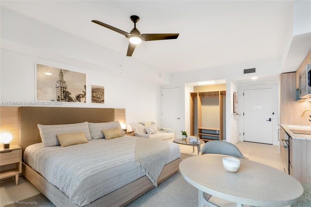 3 of 22 - 601 Ne 1st Ave 4406, Miami, FL
