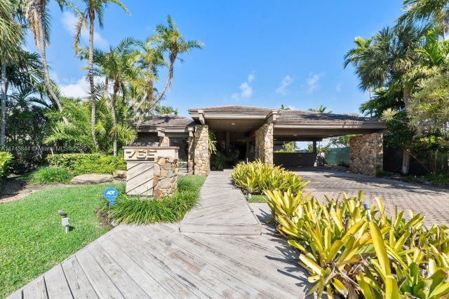 2 of 45 - 765 N Shore Dr, Miami Beach, FL