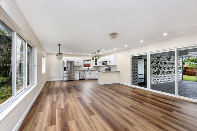 1 of 41 - 1507 Harding St, Hollywood, FL