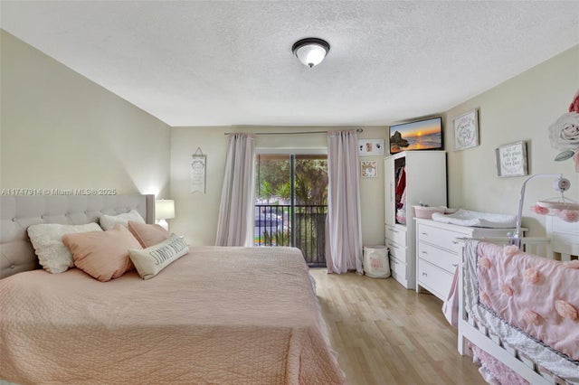 5 of 30 - 5841 Washington St 62, Hollywood, FL