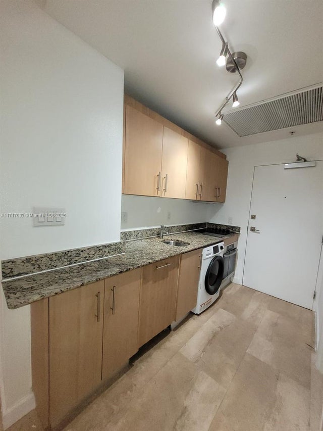 3 of 27 - 10275 Collins Ave 111, Bal Harbour, FL