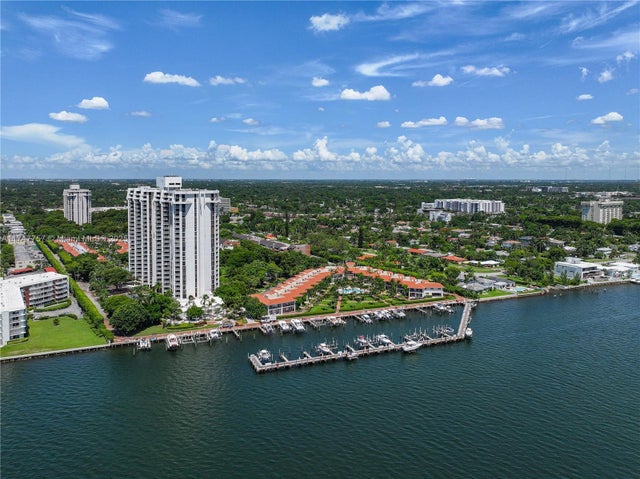 1 of 49 - 4000 Towerside Ter Ts3, Miami, FL