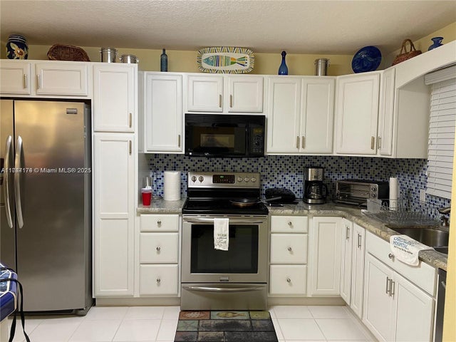 5 of 16 - 3525 S Ocean Blvd 203, South Palm Beach, FL