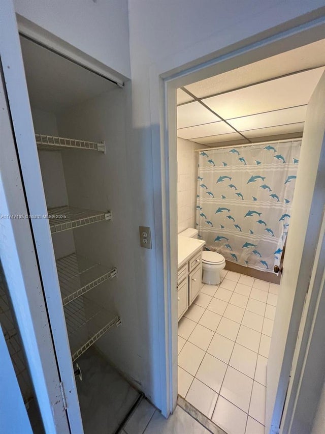 3 of 11 - 555 Ne 123rd St 412-b, North Miami, FL