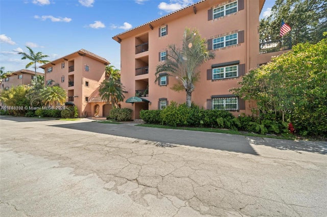 1 of 62 - 620 Tennis Club Dr 311, Fort Lauderdale, FL