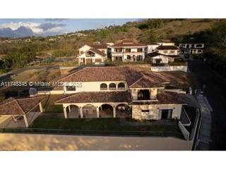 1 of 39 - Cond. Bosque Escondido, ,