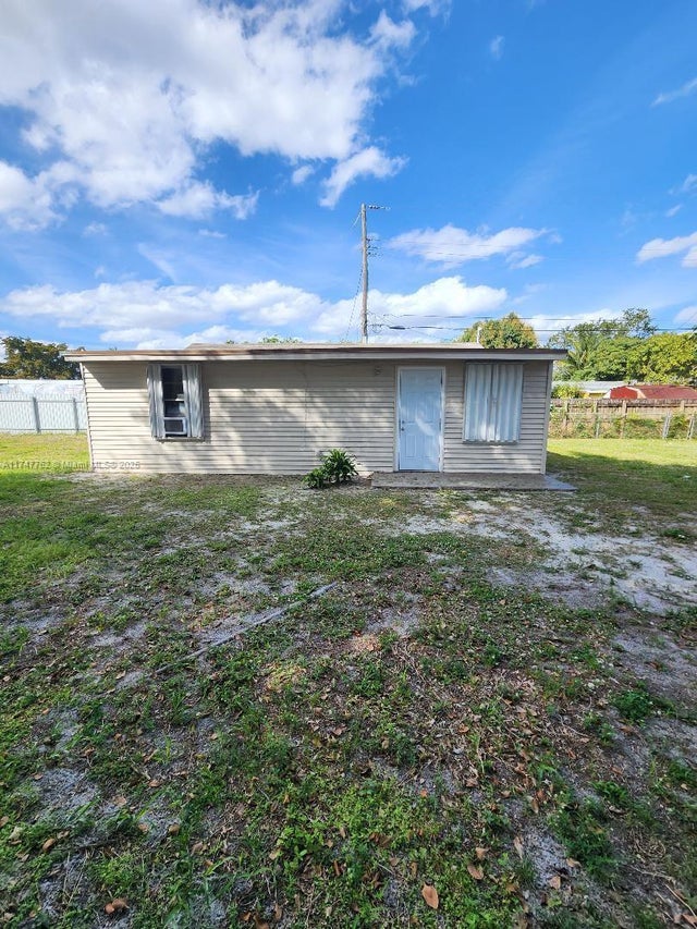 1 of 1 - 1629 Nw 125th St, North Miami, FL