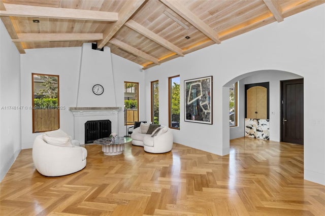 4 of 38 - 114 4th Rivo Alto Ter, Miami Beach, FL