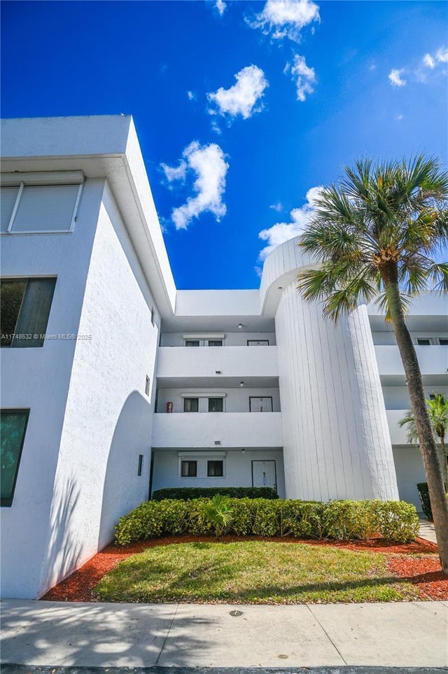 3 of 45 - 1490 Sheridan St 12a, Hollywood, FL