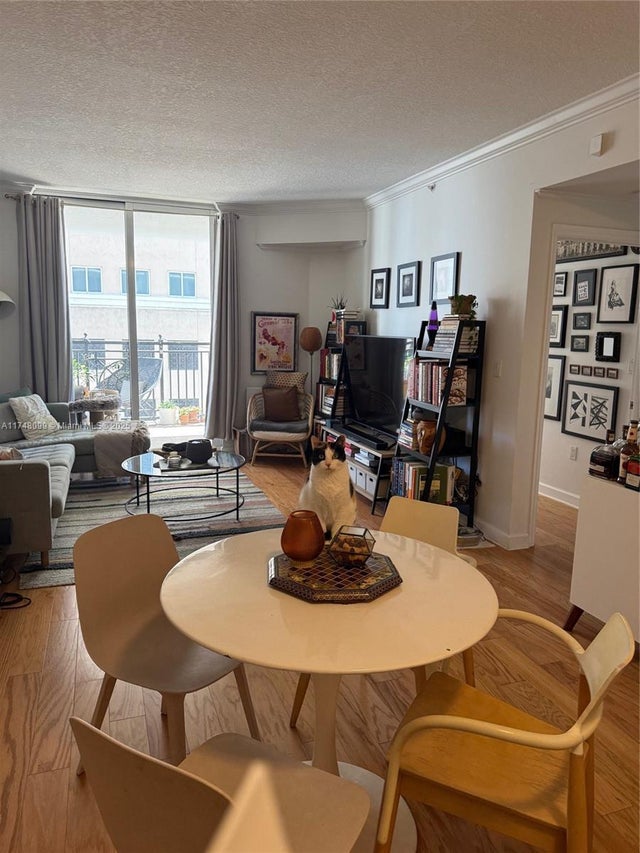 3 of 16 - 357 Almeria Ave 804, Coral Gables, FL