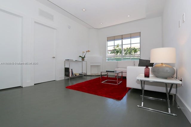 1 of 15 - 600 15th St 6, Miami Beach, FL