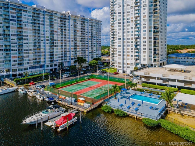 1 of 29 - 2750 Ne 183rd St 801, Aventura, FL