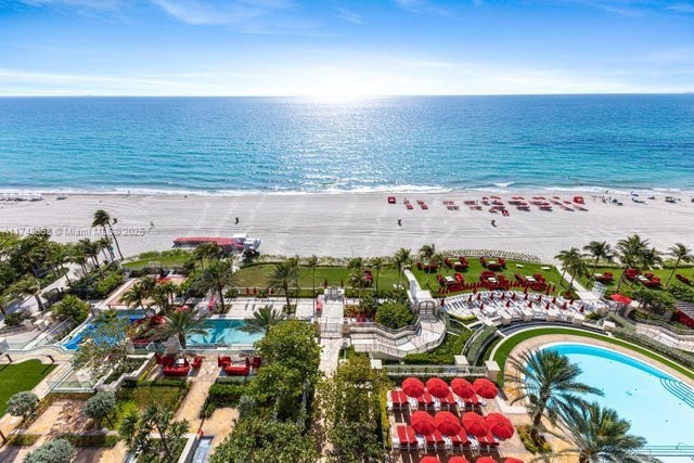 2 of 5 - 17901 Collins Ave Ph01, Sunny Isles Beach, FL