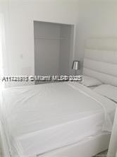 3 of 5 - 801 8th St 104, Miami Beach, FL