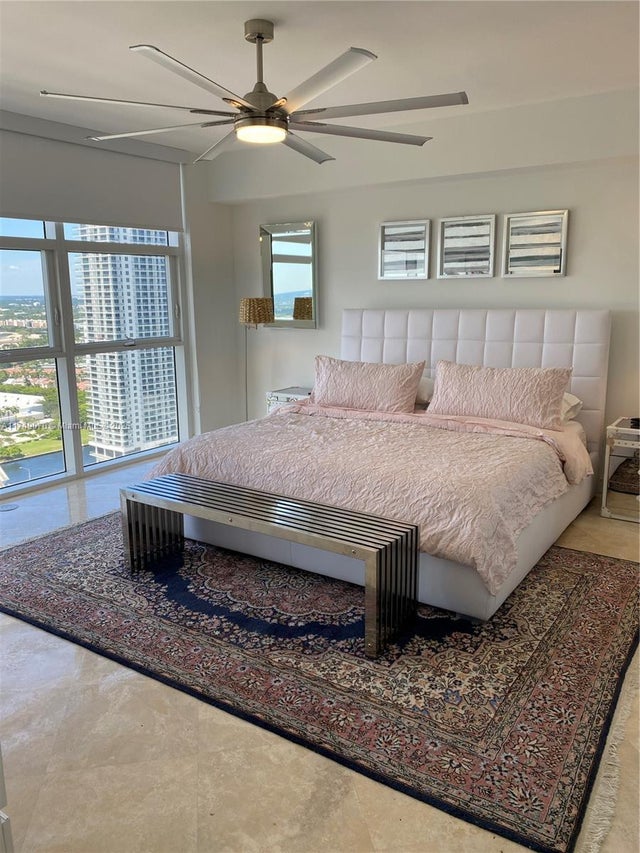 2 of 15 - 1830 S Ocean Dr 3507, Hallandale Beach, FL
