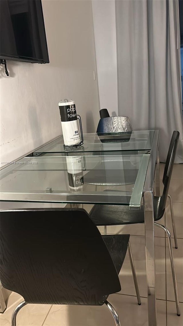 4 of 10 - 19201 Collins Ave 1139, Sunny Isles Beach, FL