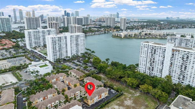 1 of 44 - 18408 Ne 27th Ct 18408, Aventura, FL