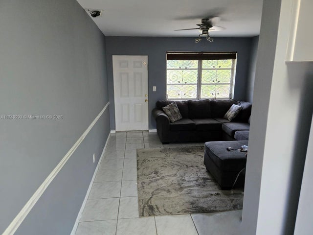 5 of 12 - 803 Ridge Rd 7, Lantana, FL