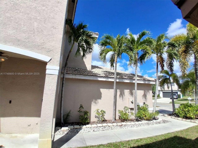 2 of 41 - 3118 Sw 176th Way, Miramar, FL