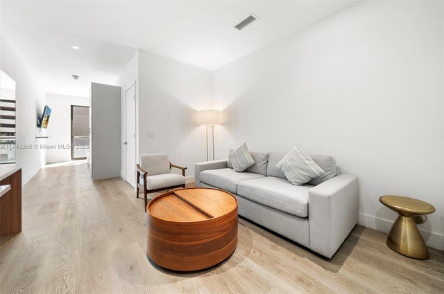 4 of 22 - 229 Sw 9th St 208, Miami, FL