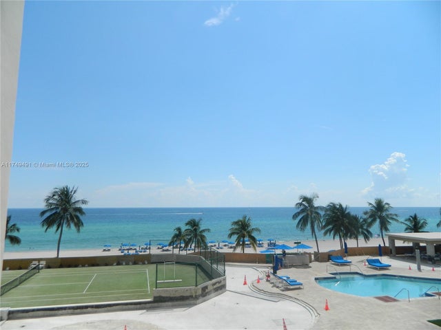 4 of 46 - 17555 Collins Ave 406, Sunny Isles Beach, FL