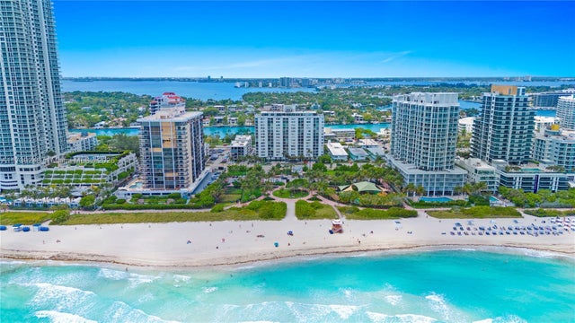 5 of 59 - 6450 Collins Av 509, Miami Beach, FL