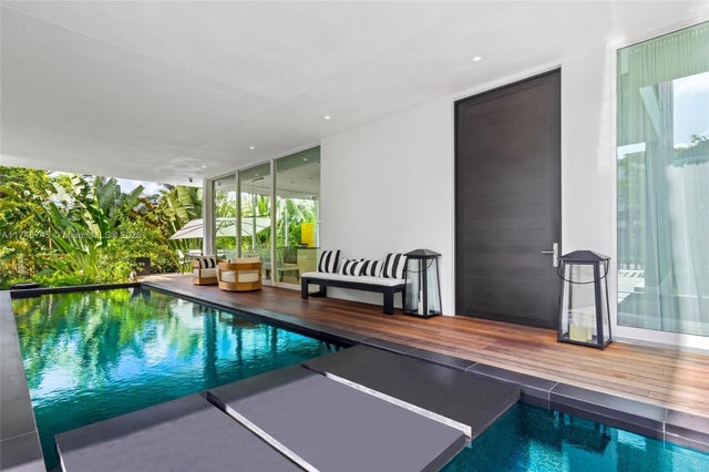 2 of 56 - 810 W 47th Ct - The Ritz Carlton Miami Beach, Miami Beach, FL