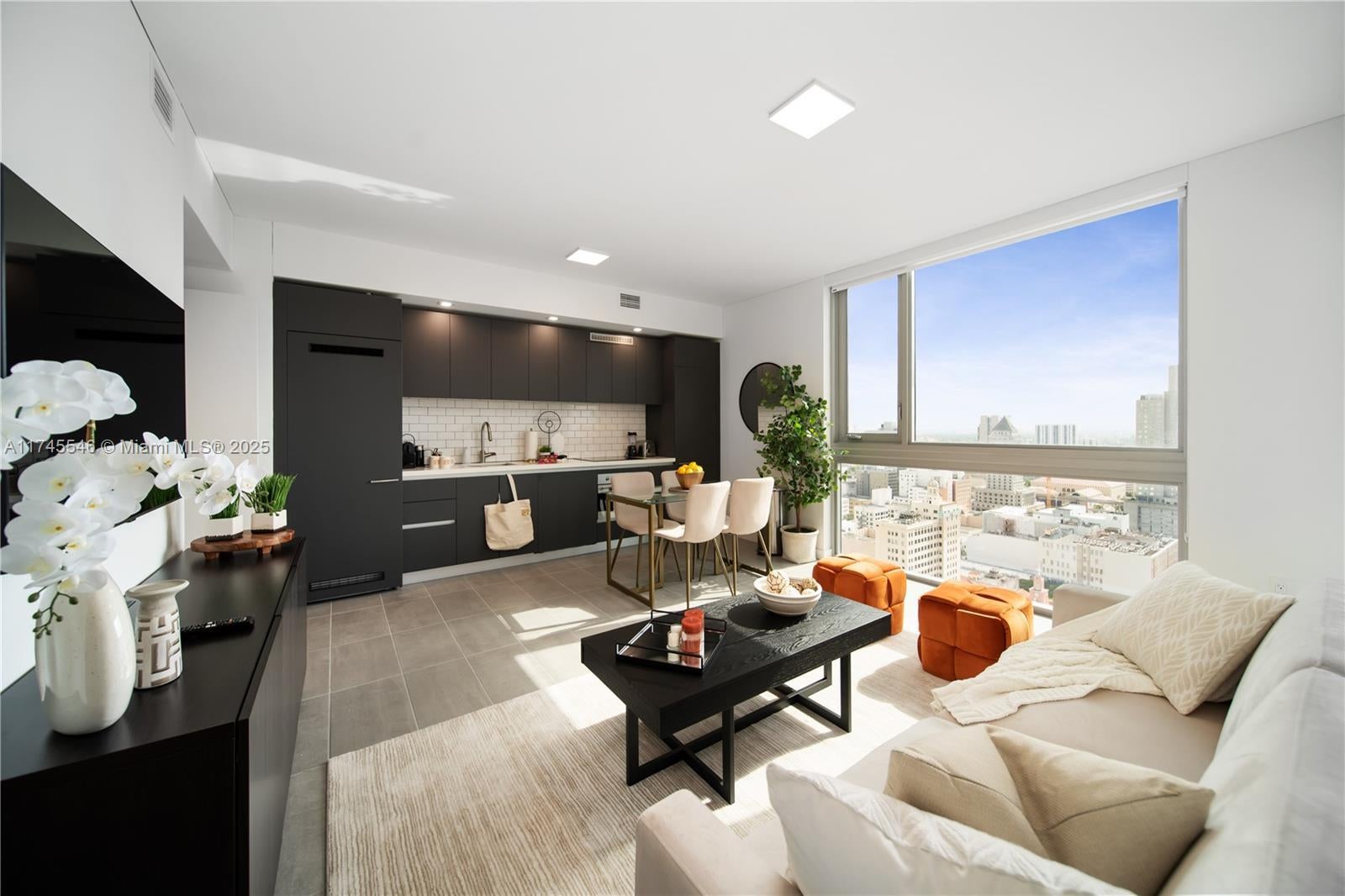 Photo of Listing #A11745546