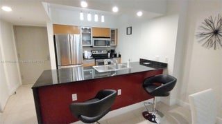 Photo of Listing #A11740989