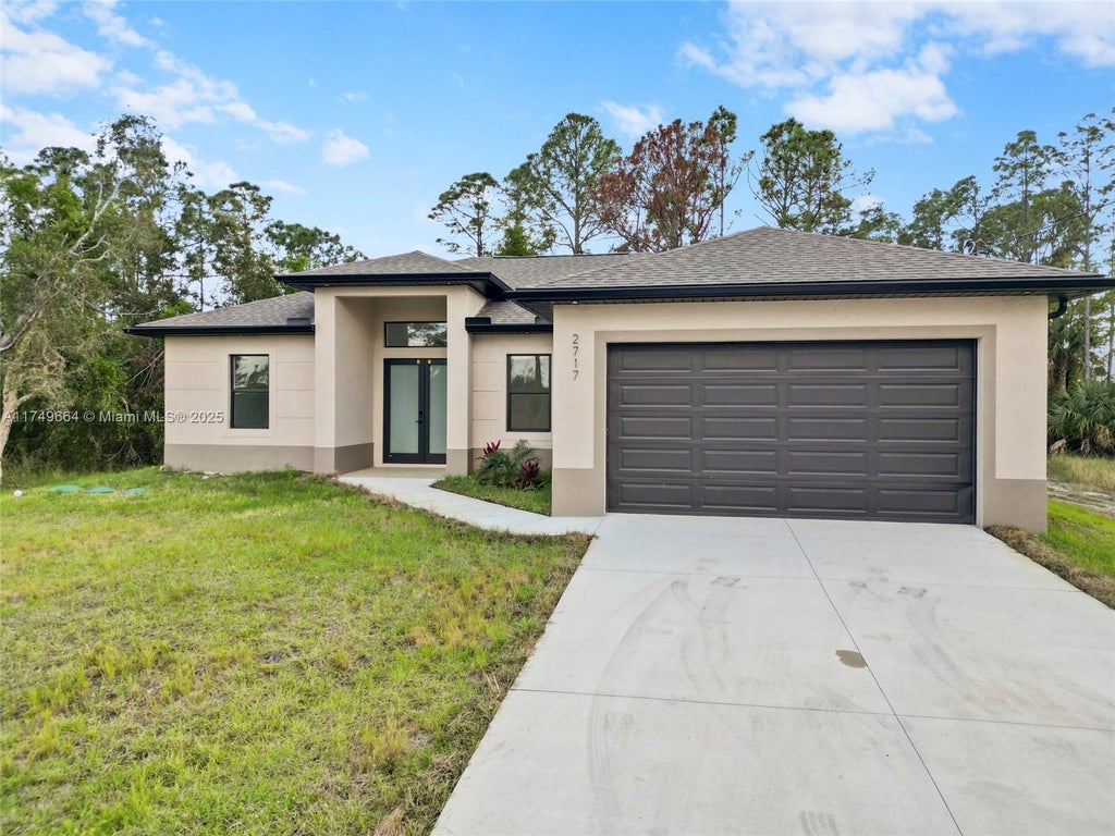 2717 20th St W, Lehigh Acres