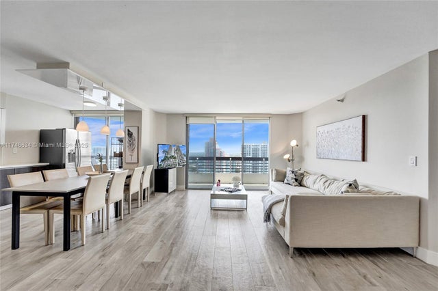 2 of 32 - 19101 Ne 36th Ct 3002, Aventura, FL